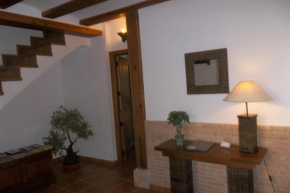 Hotels in Cuevas De Cañart